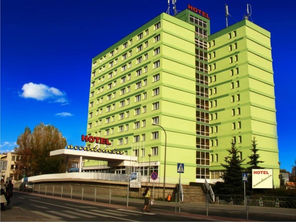Hotel Accademia Ostrowiec Świętokrzyski Exteriér fotografie